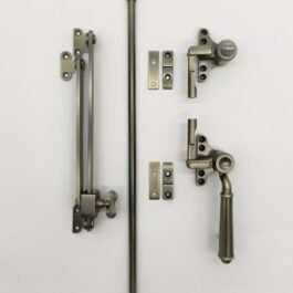French-Style Steel Door and Window Hardware Ironmongery Handle in Brass Copper Bronze or Zinc Alloy for Barn Doors